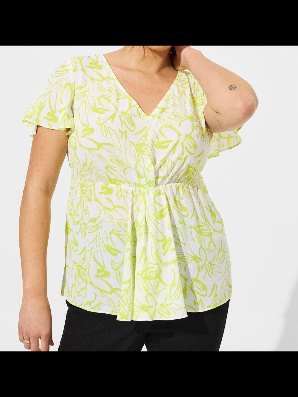 TORRID Georgette Twist Surplice Blouse Neon Yellow White Torrid Sz 3
